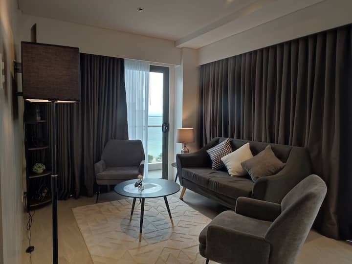 2 Bed ā Seaside Living - Image 1