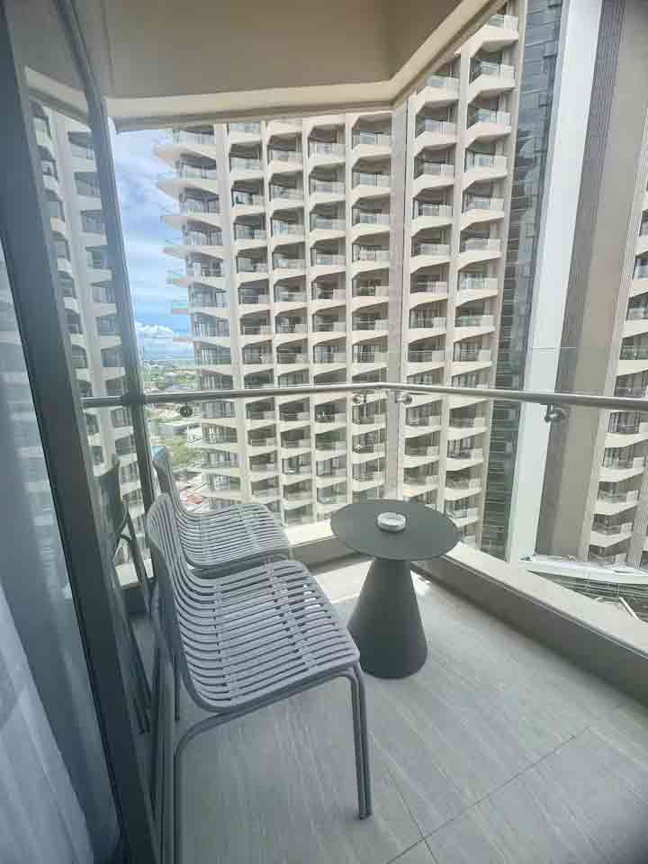 Tambuli Seaside Living β 1 Bed TF For Sale - Image 1
